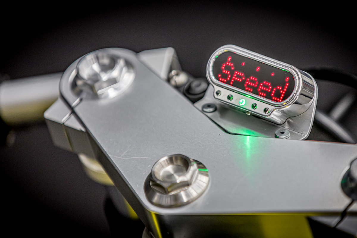 Custom Motorrad Speedbox One mit digitaler Geschwindigkeitsanzeige