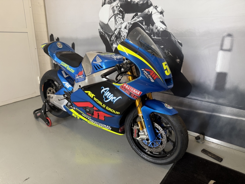 Moto2 Final Ed. - right side
