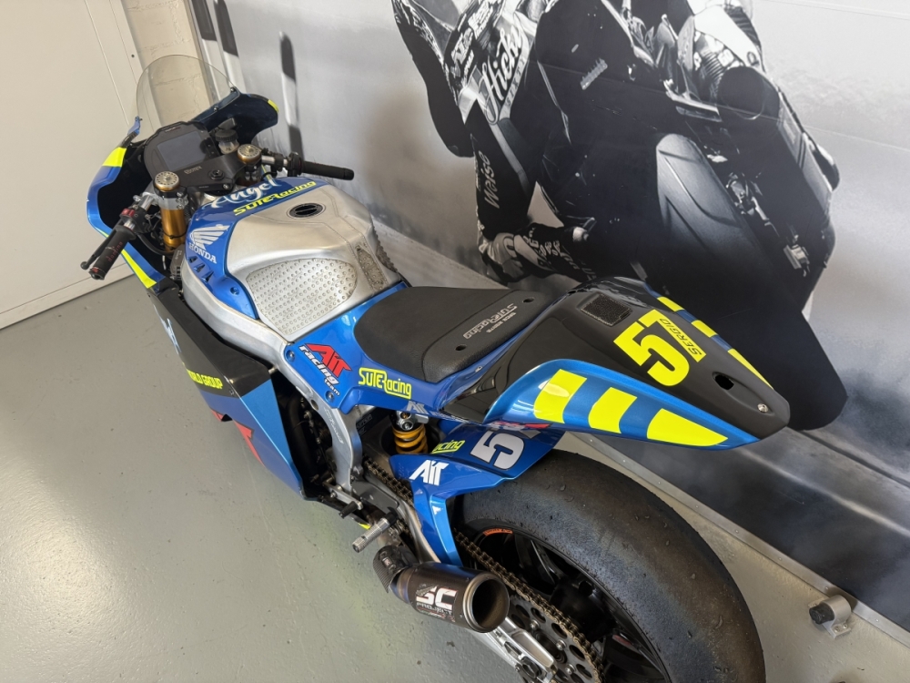 Moto2 Final Ed. - top view
