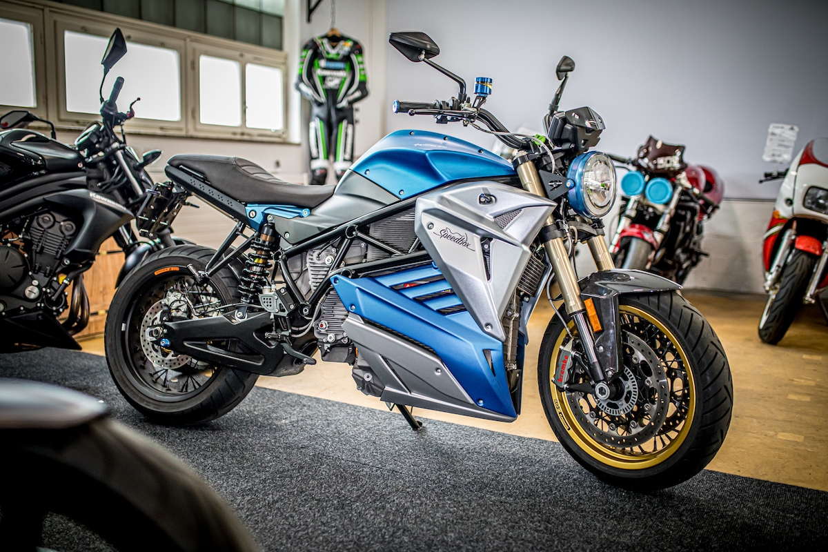 speedbox_showroom_energica_esse_esse