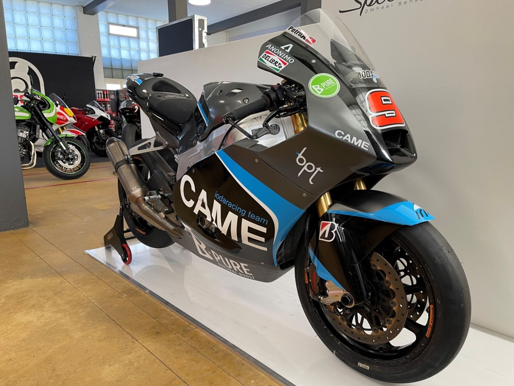 Suter BMW CRT Petrucci20 Suter BMW CRT Petrucci20