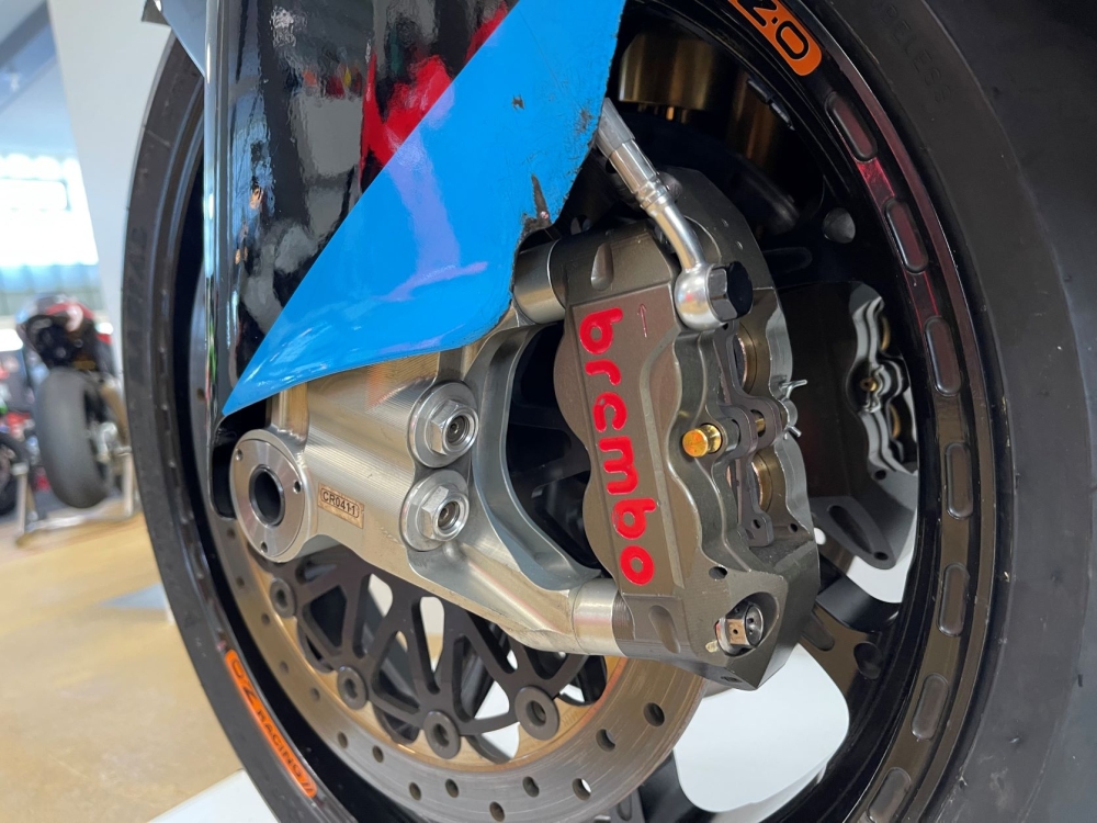 Suter BMW CRT Petrucci10