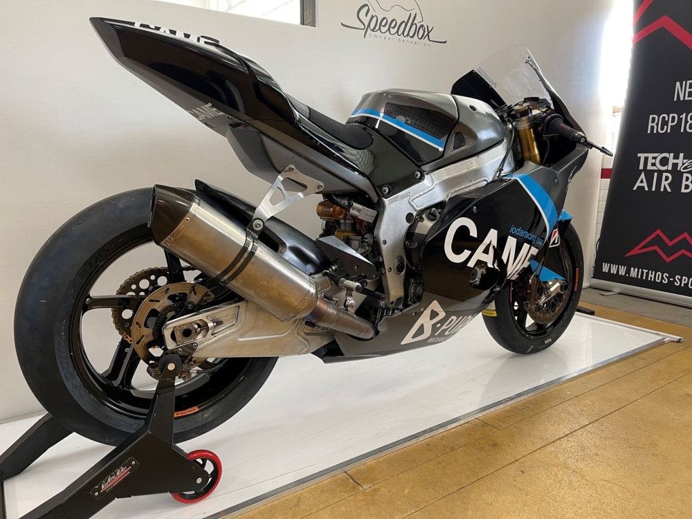 Suter BMW CRT Petrucci15